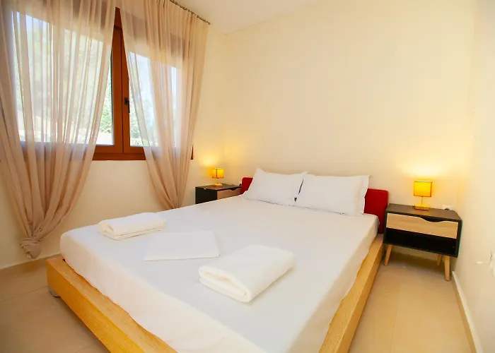 Lux Chalkidiki Close To The Sea