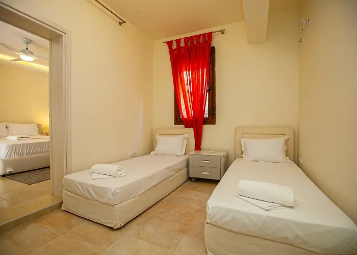 Lux Chalkidiki Close To The Sea