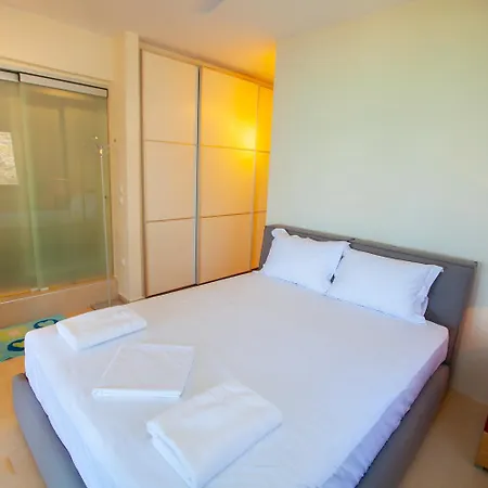 Lux Chalkidiki Close To The Sea