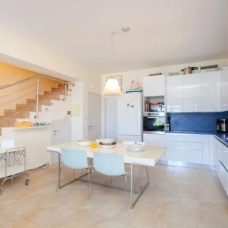 Lux Chalkidiki Close To The Sea Криопиги