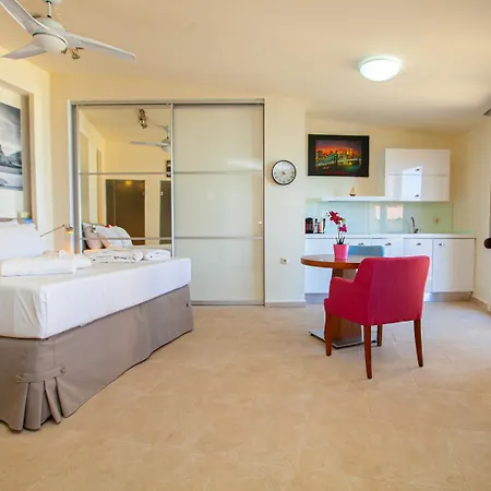 Lux Chalkidiki Close To The Sea Криопиги