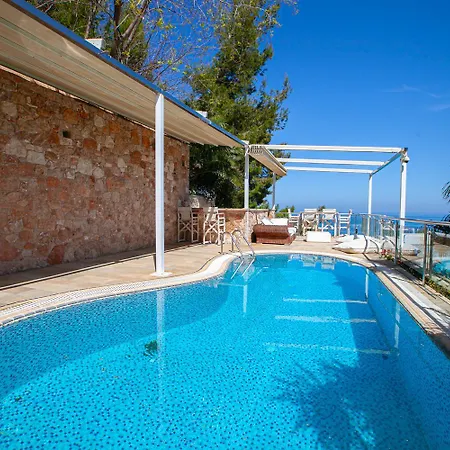 Lux Chalkidiki Close To The Sea