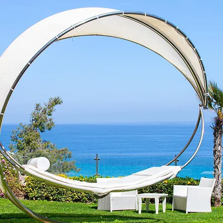 Lux Chalkidiki Close To The Sea