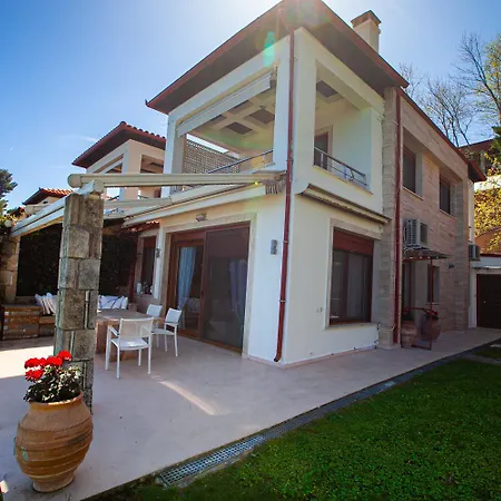 Lux Chalkidiki Close To The Sea