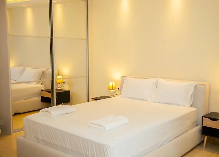 Vila Lux Chalkidiki Close To The Sea *